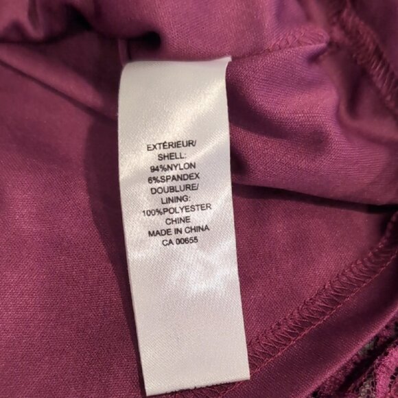 3/$20 Reitmans Purple Scoop Neck Lace Blouse Short Sleeve Pleated Top - Picture 9 of 9